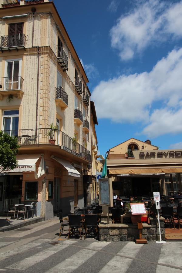 Piazza Tasso Max 1 Διαμέρισμα Σορέντο Εξωτερικό φωτογραφία